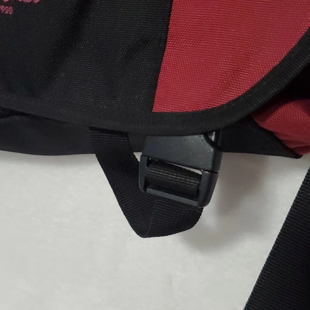 🏠 EDDIE BAUER Unisex Messenger Bag